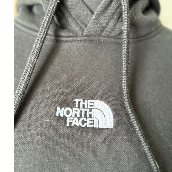 The North Face Womens Black Cropped Hoodie Sweatshirt Logo Size Medium - Picture 5 of 8